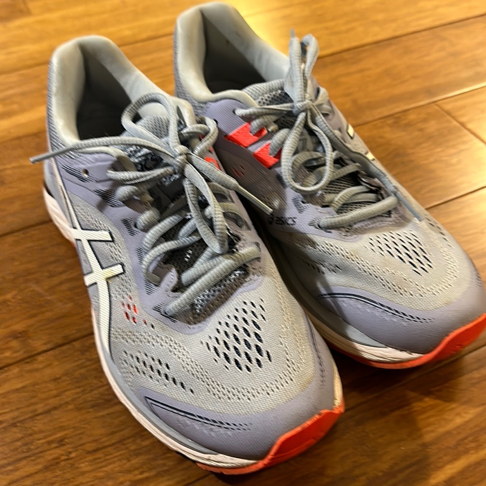 Asics GT-2000 7 sz6.5
